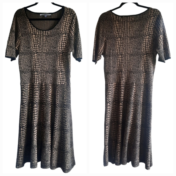 LUXE By CARMEN MARC VALVO Animal Print Fit & Flared Knit Dress Sz 1X Blk/Tan - Picture 7 of 8
